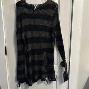 KILLSTAR ash distressed knit